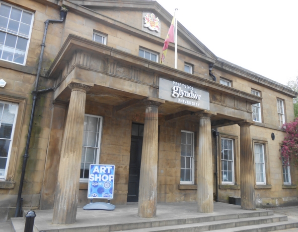 雷克斯汉姆格林多大学 雷克斯汉姆格林多大学